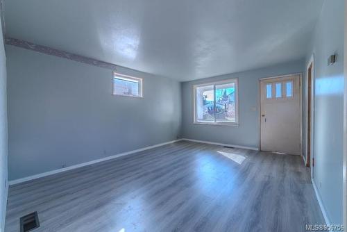 221 Princess St, Nanaimo, BC - Indoor Photo Showing Other Room