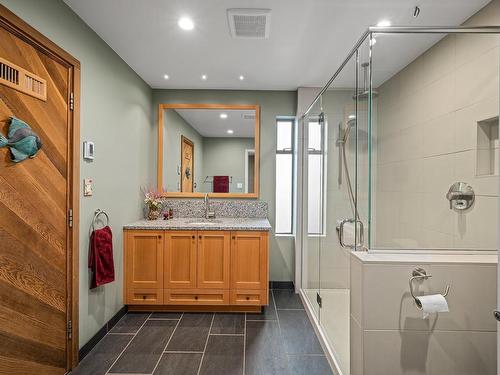 2391 Steelhead Rd, Campbell River, BC - Indoor Photo Showing Bathroom