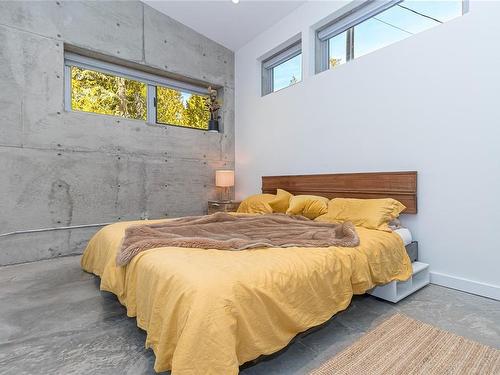 1230 Starlight Grove, Sooke, BC - Indoor Photo Showing Bedroom