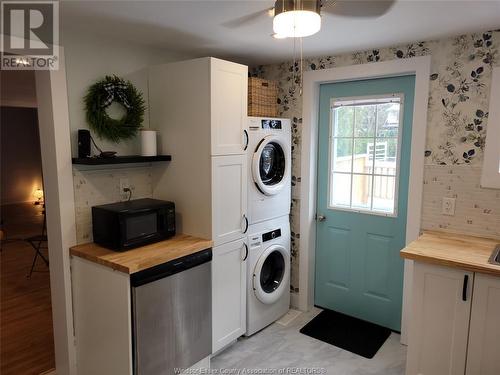 116 Forest Street, Chatham, ON - Indoor Photo Showing Laundry Room