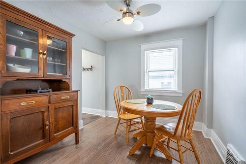 10 Welland Vale Road, St. Catharines, ON - Indoor Photo Showing Dining Room
