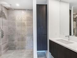 Ensuite bathroom - 