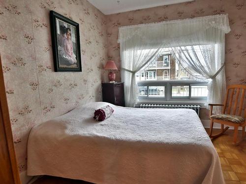 Master bedroom - 2045  - 2065 Av. Moreau, Saint-Hyacinthe, QC - Indoor Photo Showing Bedroom