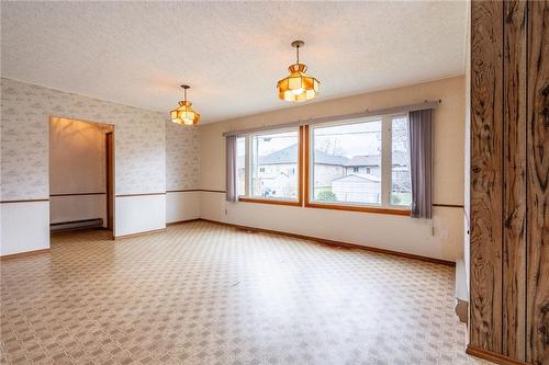 109 Byron Avenue, Stoney Creek, ON - Indoor Photo Showing Other Room