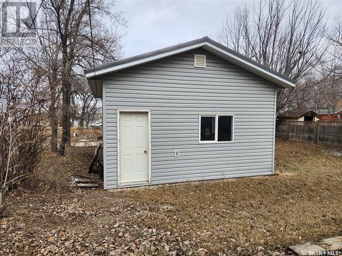 733 Mann Avenue, Radville, SK - Outdoor With Exterior