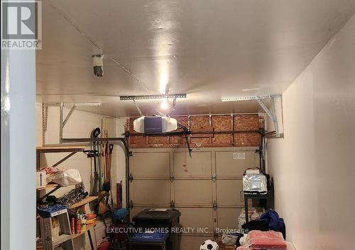6256 Avonhurst Drive N, Mississauga, ON - Indoor Photo Showing Garage
