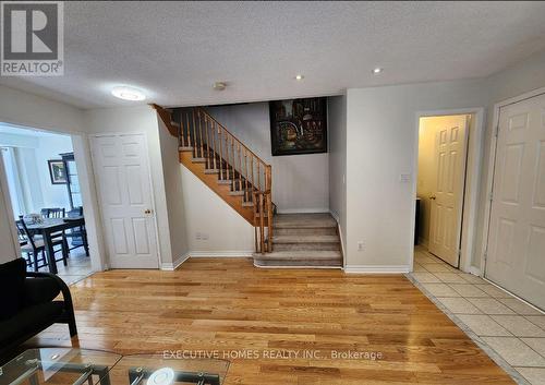 6256 Avonhurst Drive N, Mississauga, ON - Indoor Photo Showing Other Room