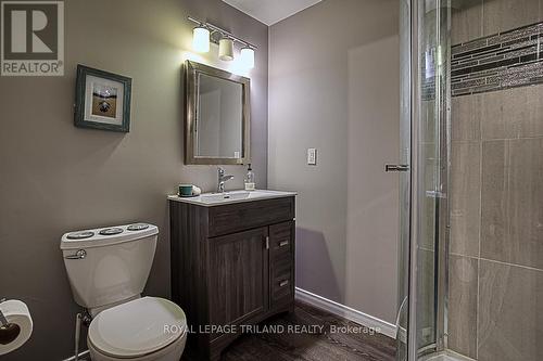 224 Boyd Blvd, Zorra, ON - Indoor Photo Showing Bathroom