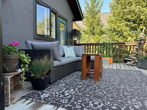 816 Lakeview Meadows Green, Windermere, BC - Outdoor With Deck Patio Veranda