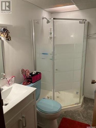 321 1St Street W, Ponteix, SK - Indoor Photo Showing Bathroom
