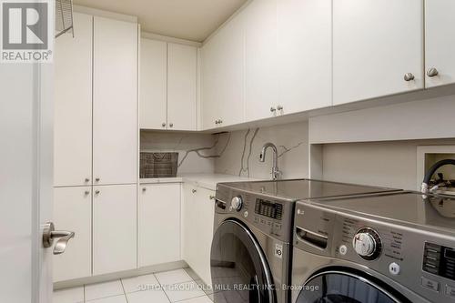 2 - 73 Scollard Street, Toronto, ON - Indoor Photo Showing Laundry Room