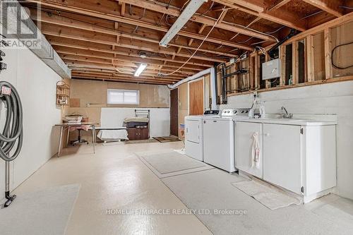 6 Cherry Hills Road, Vaughan, ON - Indoor Photo Showing Laundry Room