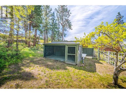 4729 Lakeshore Road, Kelowna, BC - Outdoor