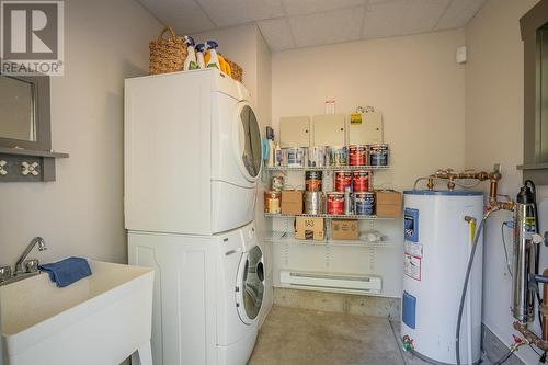 7460 Ruffell Road, Canim Lake, BC - Indoor Photo Showing Laundry Room