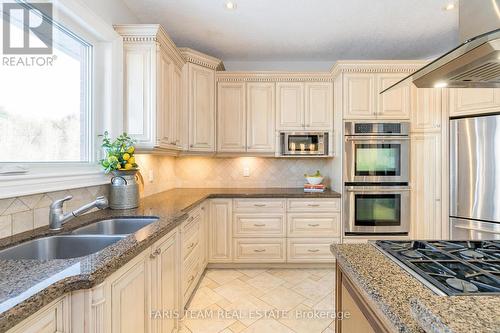 12 Lauder Rd, Oro-Medonte, ON - Indoor Photo Showing Kitchen With Double Sink