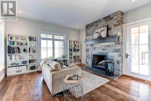 4496 Henderson Rd, Milton, ON - Indoor Photo Showing Living Room With Fireplace