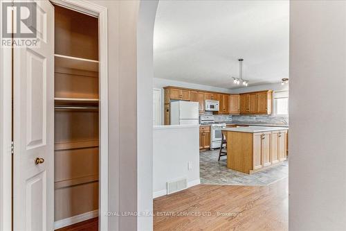 14 Carman St, Norwich, ON - Indoor Photo Showing Kitchen