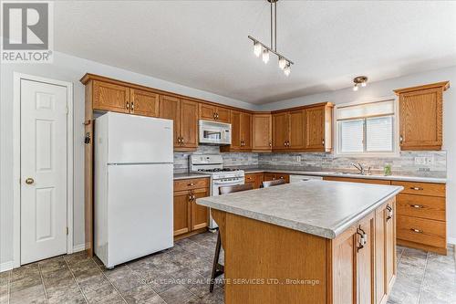 14 Carman St, Norwich, ON - Indoor Photo Showing Kitchen