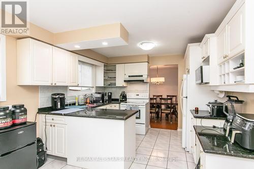 464 Hazel Street, Waterloo, ON - Indoor Photo Showing Kitchen