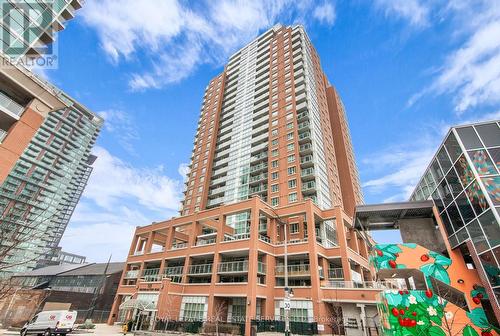 #816 -125 Western Battery Rd, Toronto, ON - Outdoor With Balcony With Facade
