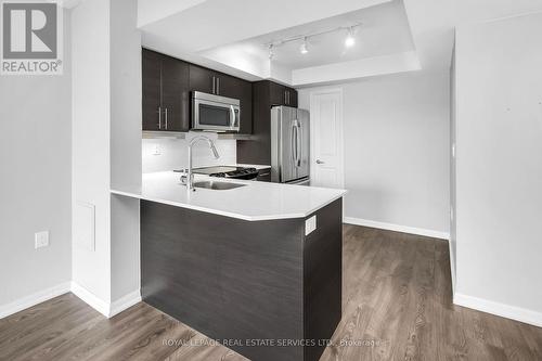 #816 -125 Western Battery Rd, Toronto, ON - Indoor Photo Showing Kitchen With Stainless Steel Kitchen