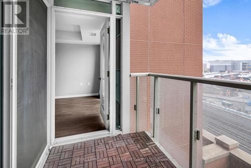 #816 -125 Western Battery Rd, Toronto, ON - Outdoor With Balcony With Exterior