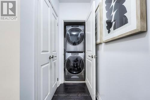 #511 -8 Mercer St, Toronto, ON - Indoor Photo Showing Laundry Room