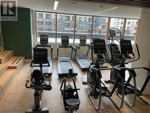 #B-1502 -7950 Bathurst St W, Vaughan, ON - Indoor Photo Showing Gym Room