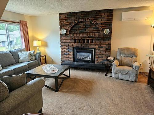 3544 Frank St, Port Alberni, BC - Indoor Photo Showing Living Room With Fireplace