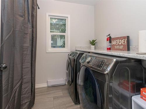 2123 Amethyst Way, Sooke, BC - Indoor Photo Showing Laundry Room