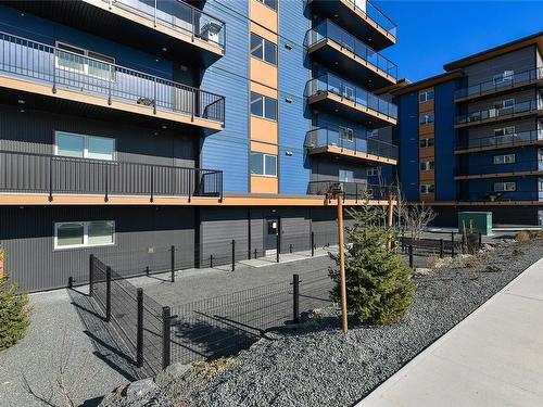 102-2461 Gateway Rd, Langford, BC - Outdoor