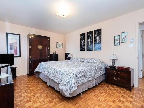 Chambre Ã  coucher principale - 829 Rue Mousseau, Laval (Sainte-Dorothée), QC - Indoor Photo Showing Bedroom
