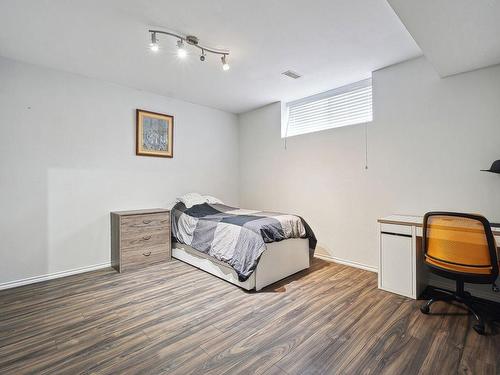 Chambre Ã Â coucher - 101 Rue Northview, Dollard-Des-Ormeaux, QC - Indoor Photo Showing Bedroom