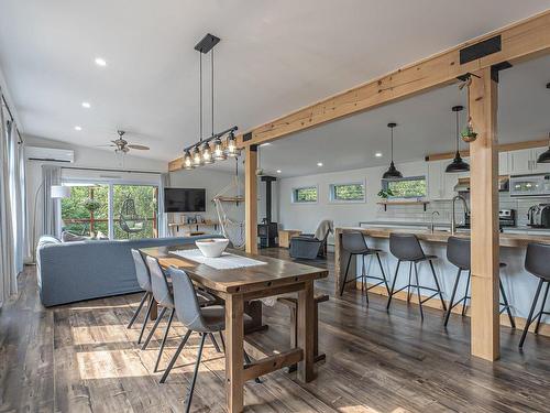 Overall view - 251 Rue Du Lac-Marier, Sainte-Marguerite-Du-Lac-Masson, QC - Indoor Photo Showing Dining Room