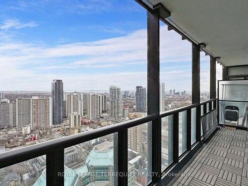 3311-101 Charles St E, Toronto, ON - Outdoor With Balcony With View With Exterior