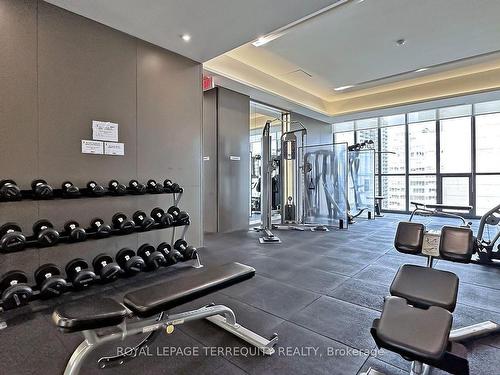 3311-101 Charles St E, Toronto, ON - Indoor Photo Showing Gym Room