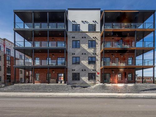 Exterior - 201-200 Rue St-Paul, Saint-Jean-Sur-Richelieu, QC - Outdoor With Facade