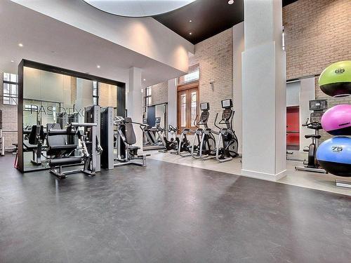 Exercise room - 518-1188 Rue St-Antoine O., Montréal (Ville-Marie), QC - Indoor Photo Showing Gym Room