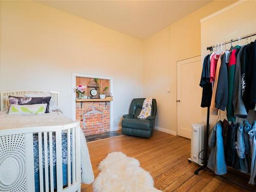 531 Prideaux St, Nanaimo, BC - Indoor Photo Showing Bedroom