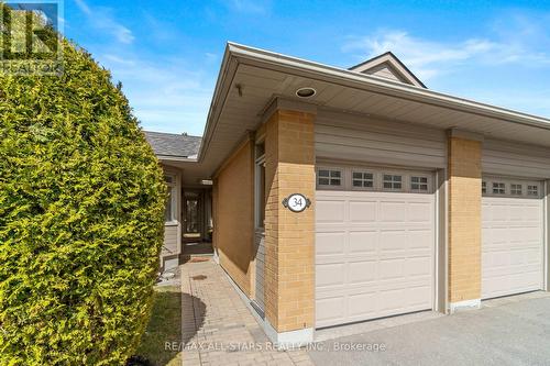 34 Kingfisher Cove Way, Markham, ON - Outdoor
