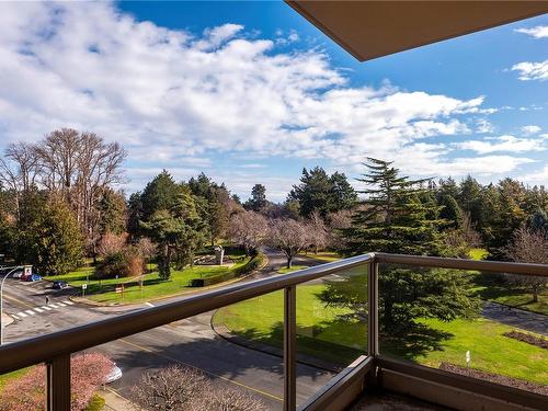610-188 Douglas St, Victoria, BC - Outdoor With Balcony With View