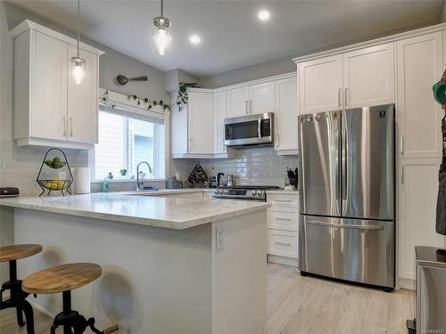 3552 Honeycrisp Ave, Langford, BC - Indoor Photo Showing Kitchen With Upgraded Kitchen