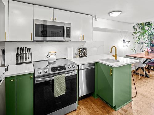 211-524 Yates St, Victoria, BC - Indoor Photo Showing Kitchen With Upgraded Kitchen