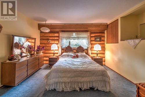 98 Twin Lakes Road, Enderby, BC - Indoor Photo Showing Bedroom