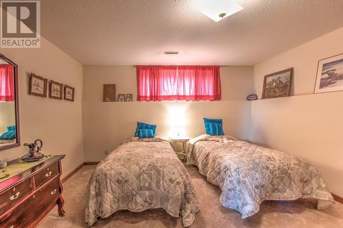 98 Twin Lakes Road, Enderby, BC - Indoor Photo Showing Bedroom