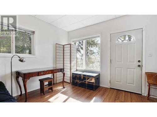 4746 Sunnybrae Canoe Point Road, Tappen, BC - Indoor Photo Showing Other Room