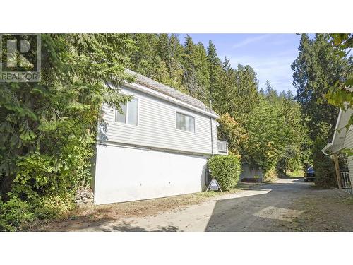 4746 Sunnybrae Canoe Point Road, Tappen, BC - Outdoor