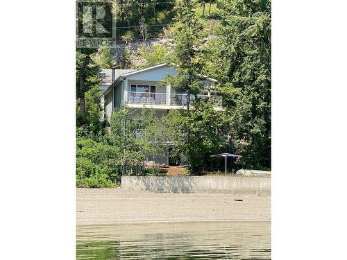 4746 Sunnybrae Canoe Point Road, Tappen, BC - Outdoor With Body Of Water