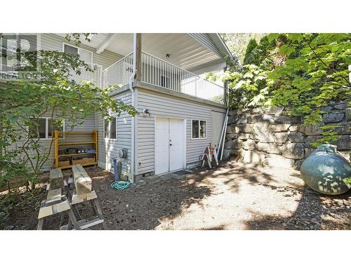 4746 Sunnybrae Canoe Point Road, Tappen, BC - Outdoor
