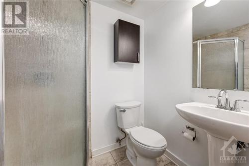 456 King Edward Avenue Unit#410, Ottawa, ON - Indoor Photo Showing Bathroom